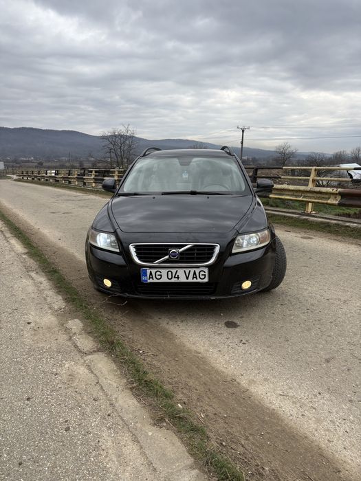 volvo/schimn v50 1.6 hdi 2010 necesita mica atentie