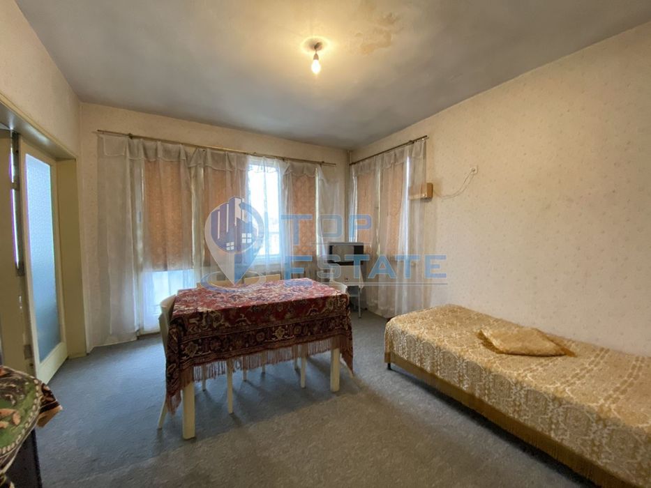 Продава се Къща в Елена - 420 кв.м за 250 €/кв.м - Снимка #7