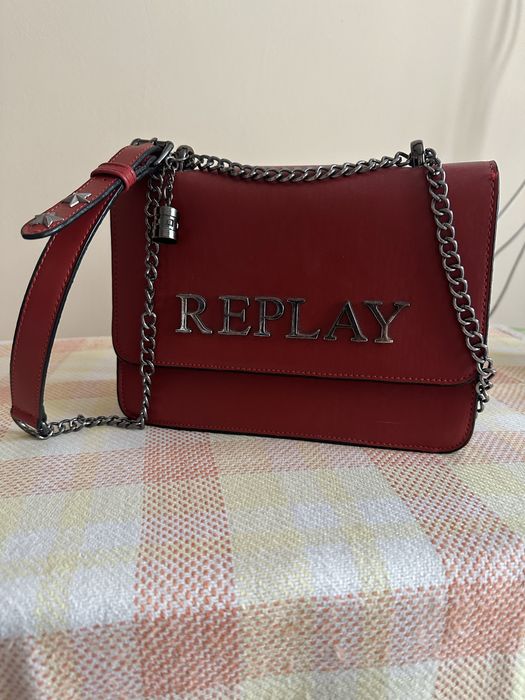 Дамска чанта- REPLEY