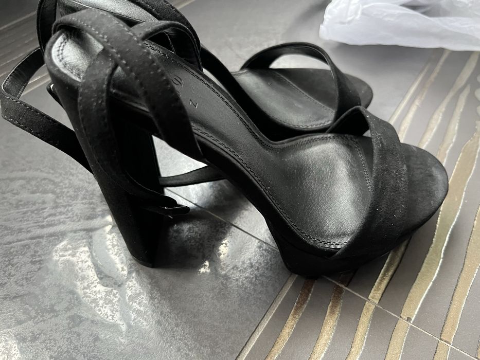 Елегантни обувки