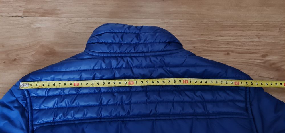 Ярко синьо яке- ТЕОДОР