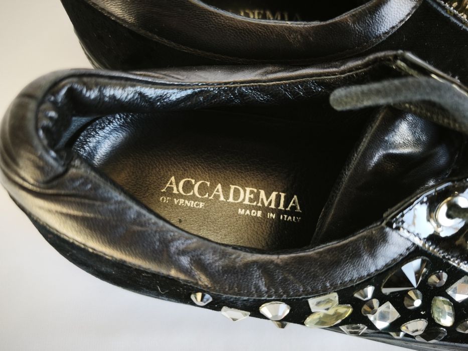 Accademia, сникърси, номер 39
