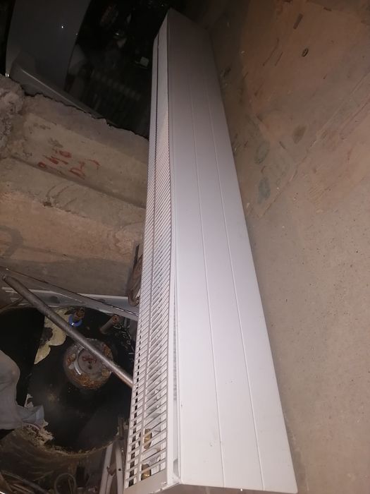 Обогреватели и батарея отопления на Лесной поляне.