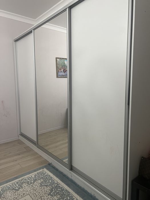 Продам шкаф большой