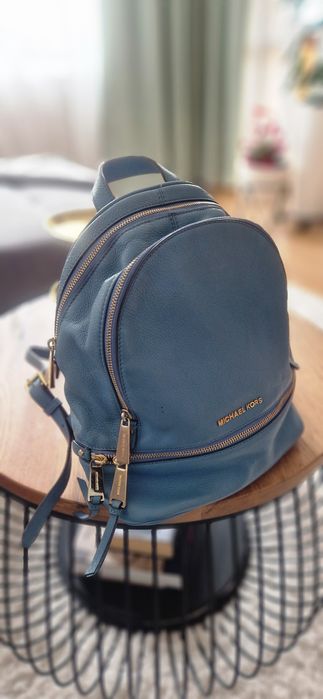 Rucsac Michael Kors din piele naturala.