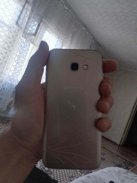 продаеться samsungA5