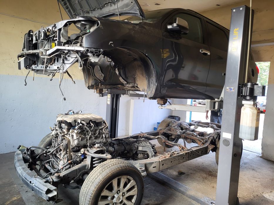 Toyota Sequoia 2008platinum  на части