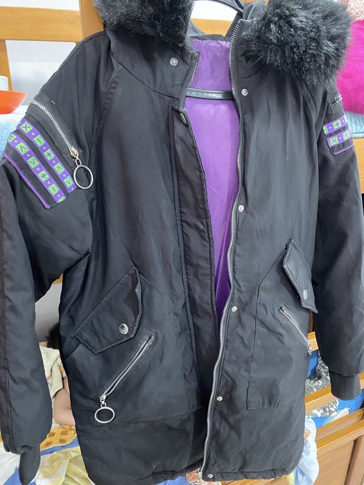 Зимние куртки продам