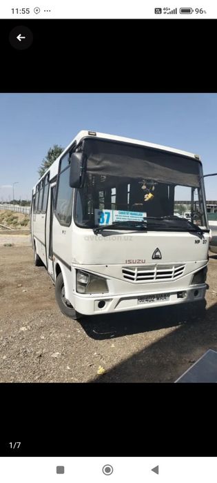 Isuzu avtobus hq40