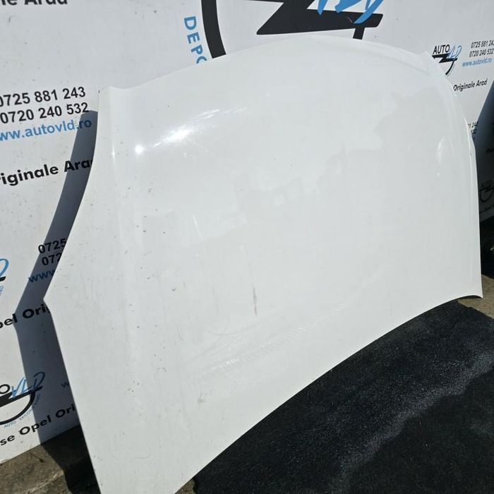 Capota motor alba Z40R Opel Zafira B