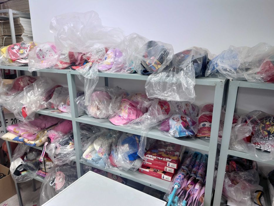 Разпродажба на детски дрехи и аксесоари на едро - Disney