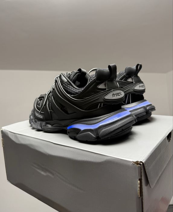 Balenciaga Track Black Led