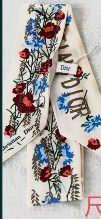 Eșarfe Christian Dior , model 2026, 100% mătase