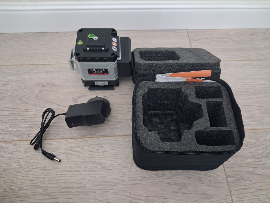 Продаётся лазерный уровень 8 зелёный линия