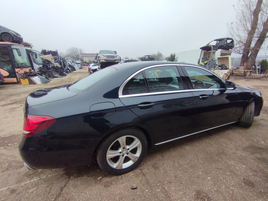 На части Mercedes E220D, W 213