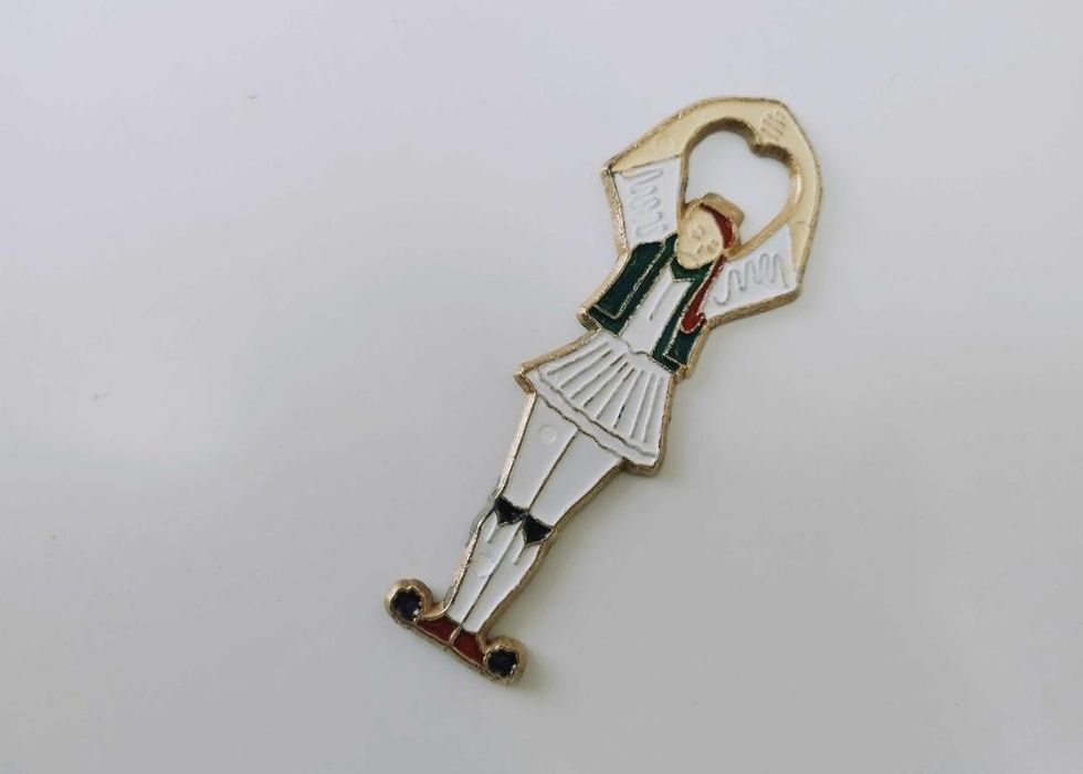 Vechi Deschizator capace sticle din bronz cu email Grecia