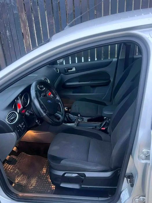 Ford Focus MK2 Ghia Facelift 2009 – 1.6 TDCi 109 CP