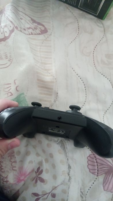 PDP Gaming кабелен контролер за Xbox / PC – като нов