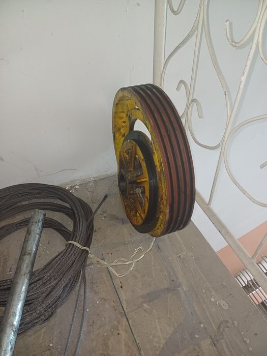 Продам запчасти на лифт