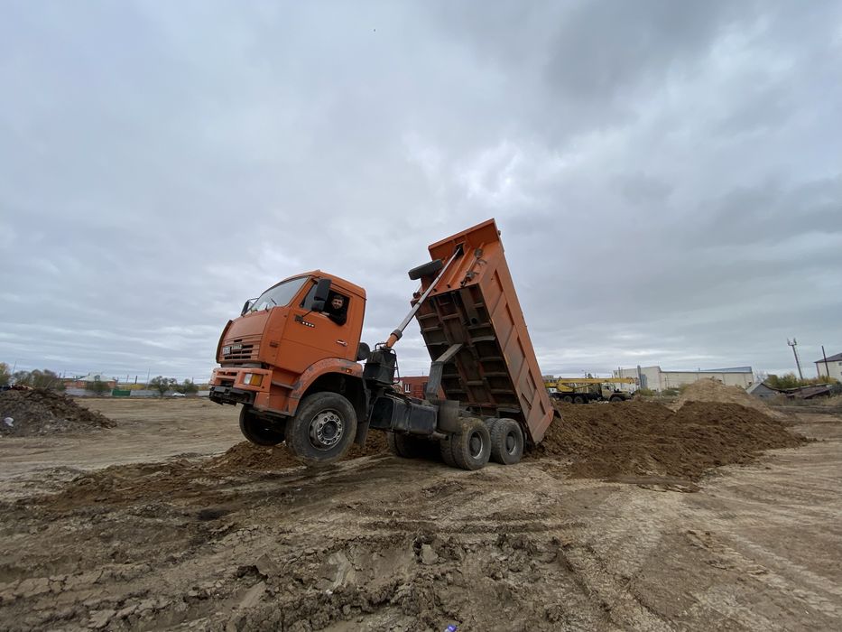 Услуги самосвалов VS погрузчика