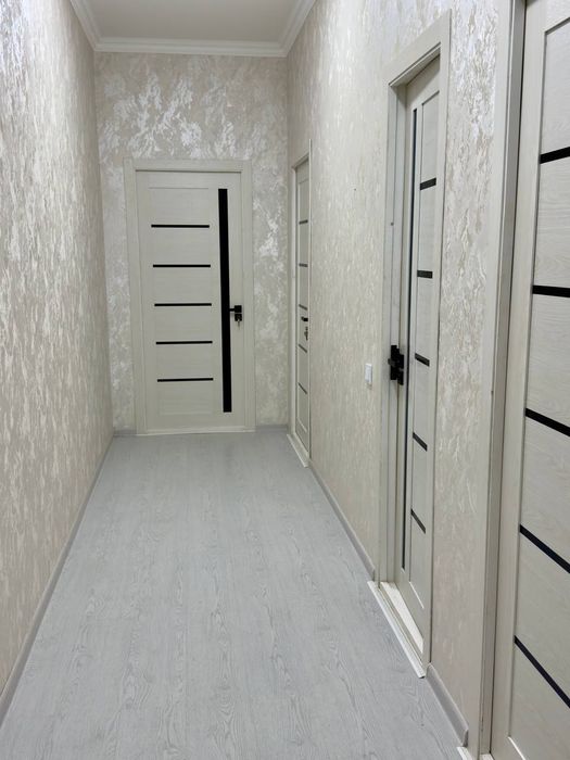 Продается 3-х комнатный коттедж на сергели Дарё буйи новый