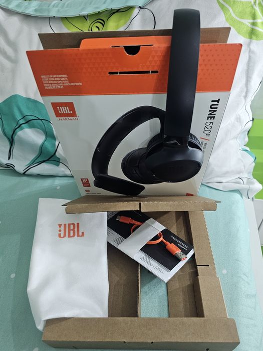 Casti JBL  520 noi