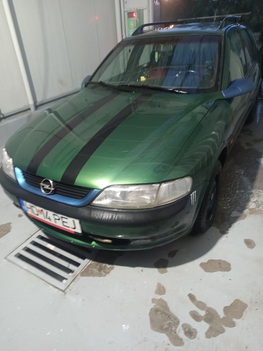 Vând Schimb Opel Vectra b caravan
