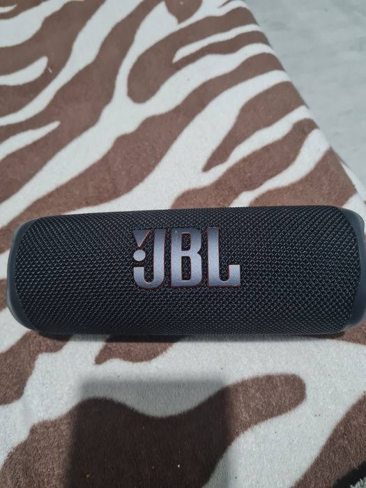 Vând Boxa JBL Flip 6