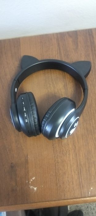 Продам наушники  с кашачеми ушками