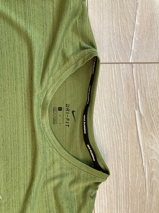 Найк Nike Dri Fit  Miler мъжка тениска размер L