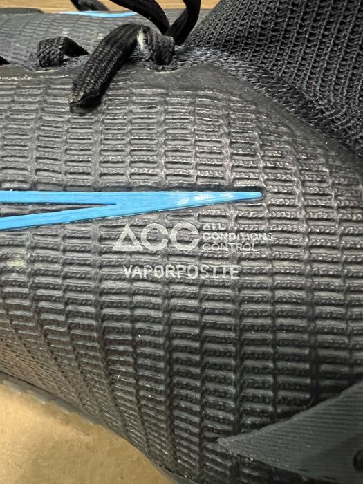 nike mercurial vapor SUPERFLY 8 ACC бутонки ,калеври ,футболни обувки номер 45,5