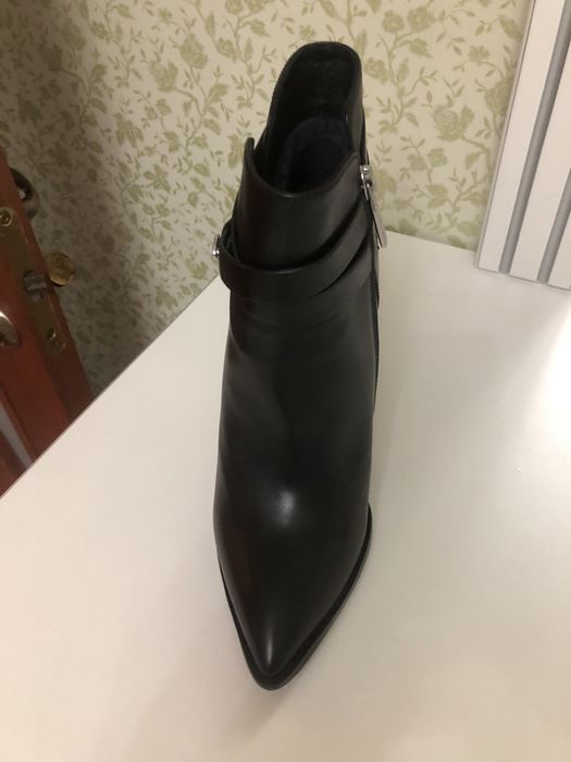 Полусапожки Basconi. Оригинал