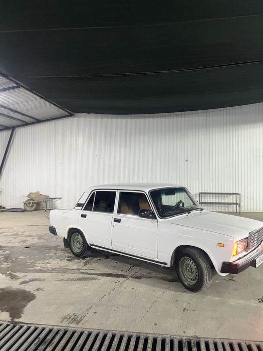VAZ 2107 1986 — 2
