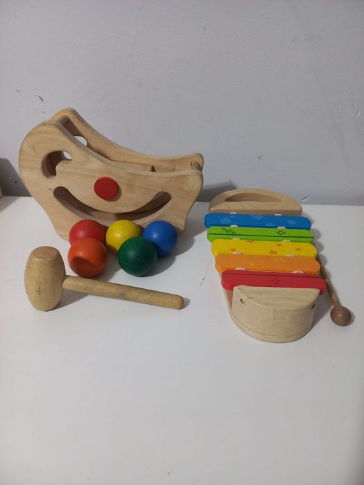 Деревянные  базовые игрушки