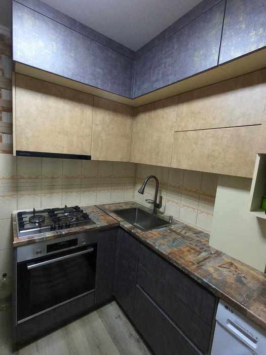 3-комнатная квартира ( центр)