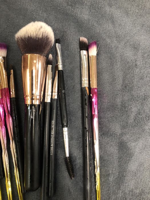 Кисти для макияжа