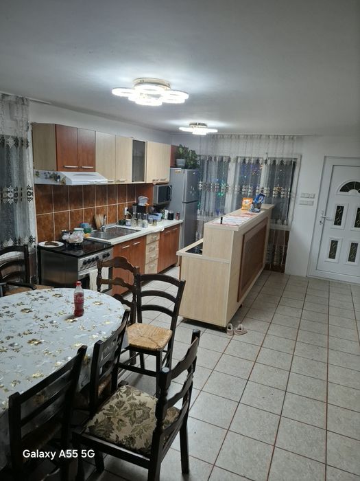 Cabana,zona Tarnita dupa coada lacului!!!