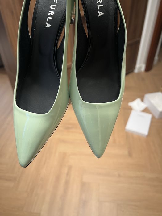 Pantofi Furla Noi !!