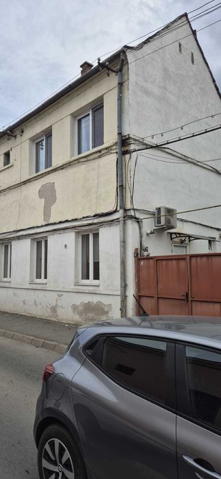 Proprietar vand apartament regim hotelier central