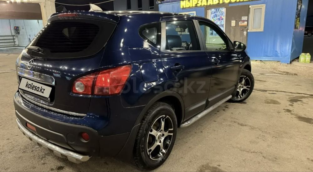 Автомобиль Nissan Qashqai