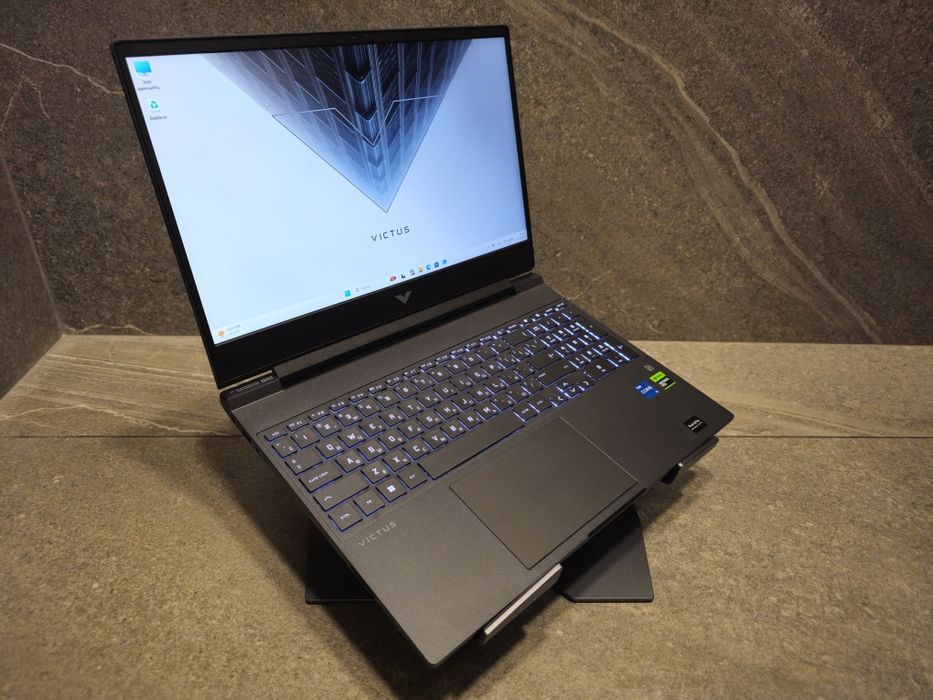 Ноутбук HP Victus