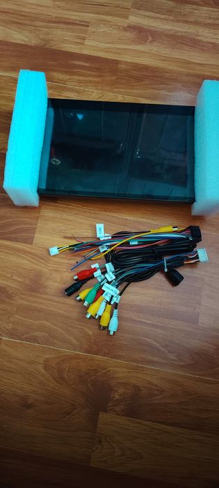 Vând Navigație Podofo SH4AMPOD (10 inch) + Cadou Suport Logan 1