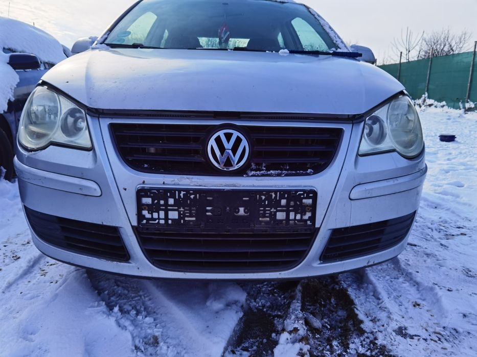 Bara fata spoiler complet capota far stanga dreapta vw polo 9n 2006