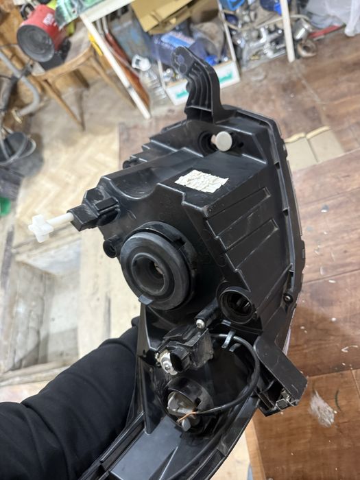 Фара гранта FL левая оригинал