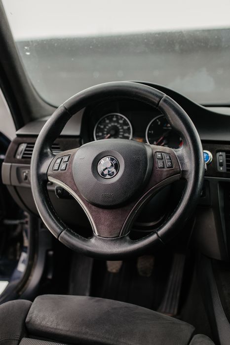 Bmw Seria 3 E90 total reconditionat