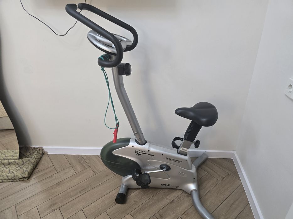 Продаётся вело тренажёр механический