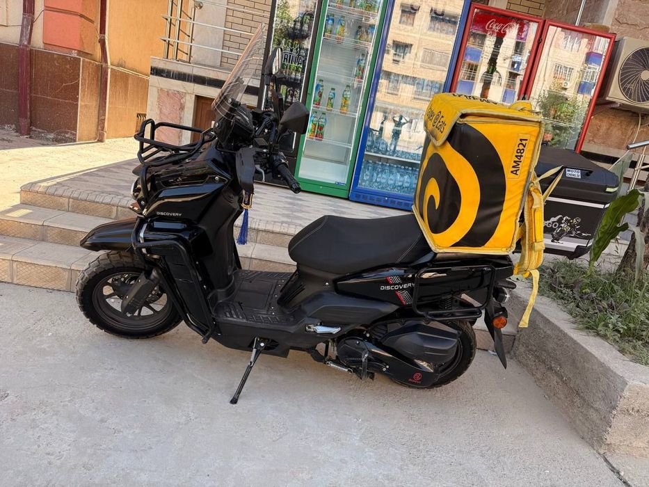 Скутер продается топлива бензин состояние отличное