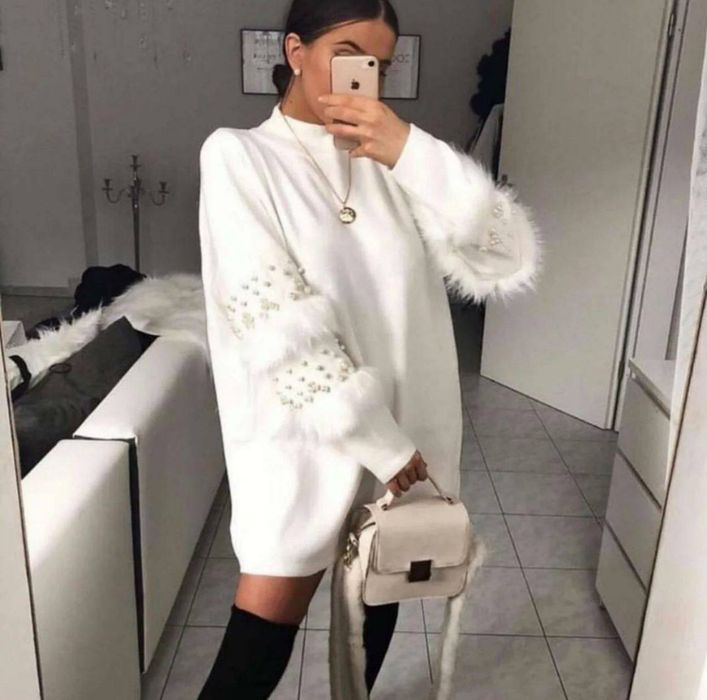 Rochiță cu pene dama