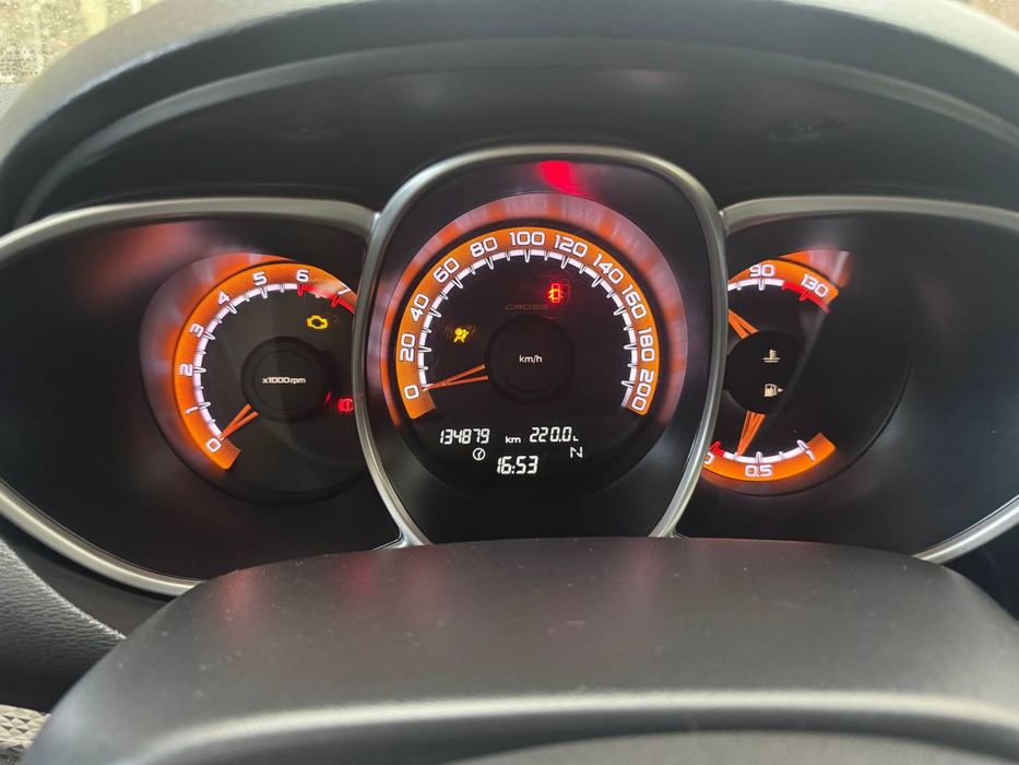 Lada Vesta Cross SW (2019)