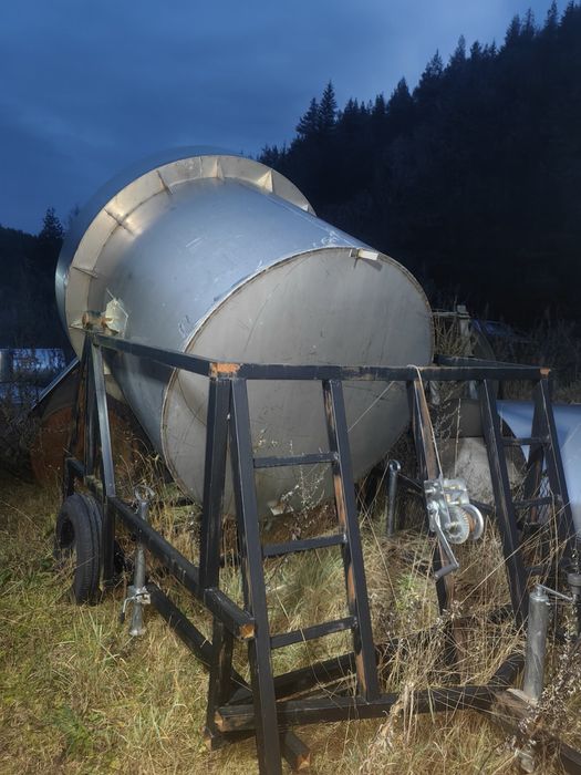 Дестилерия , чисто нова .